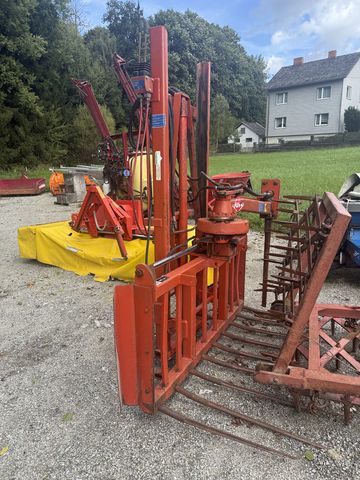 Kuhn Siloblockschneider