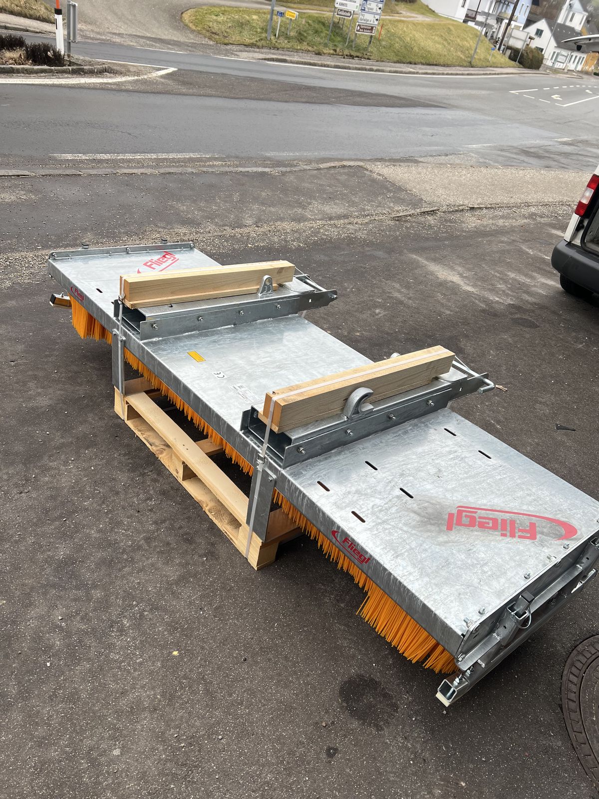 Fliegl Kehrbesen Löwe Fliegl 3