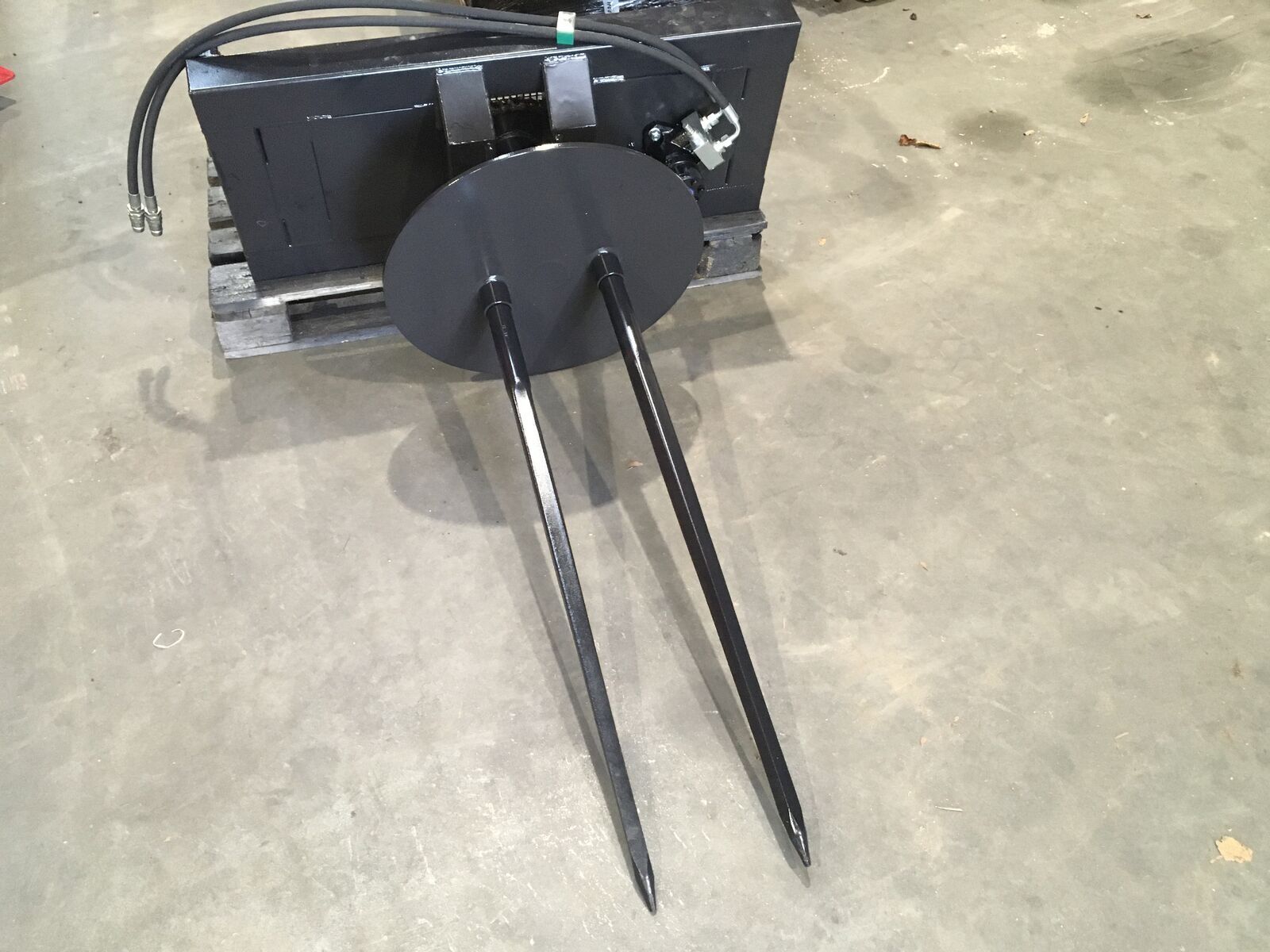 POMI rundballeafvikler / round bale unwinder 1