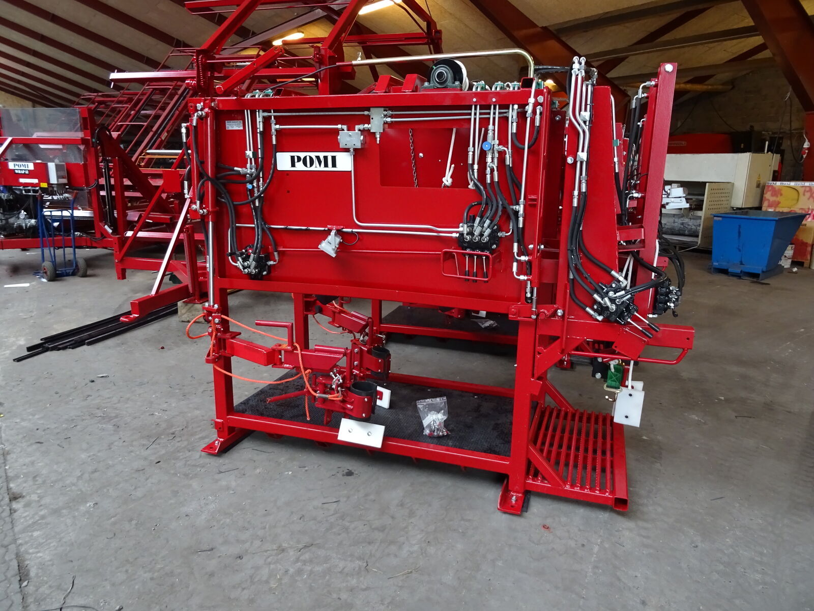 POMI klovbeskæringsboks / hoof trimming box 2