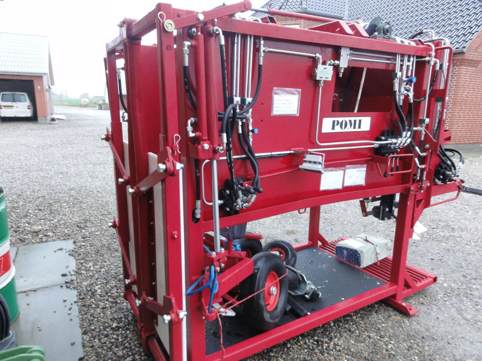 POMI klovbeskæringsboks / hoof trimming box 3