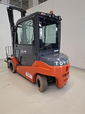Toyota 8FBMT50