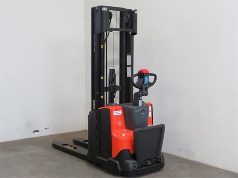 Toyota SWE120L