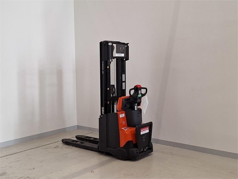 Toyota SWE120L