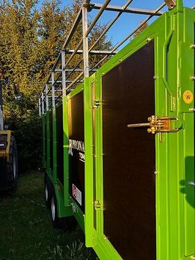 Pronar T046/1 Viehanhänger Viehwagen 2