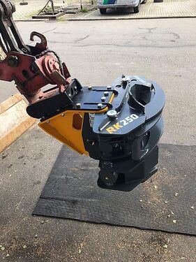 Uniforest Fällgreifer Energieholzgreifer Uniforest RK 250  2