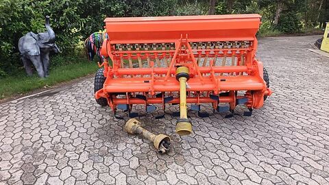 Howard Rotavator Bodenfräse mit Pakerwalze zur S