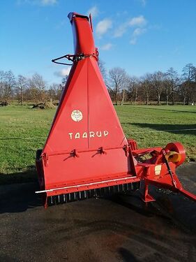 Sonstige Orginal Taarup 145 cm Grashäcksler Ernte aus dem