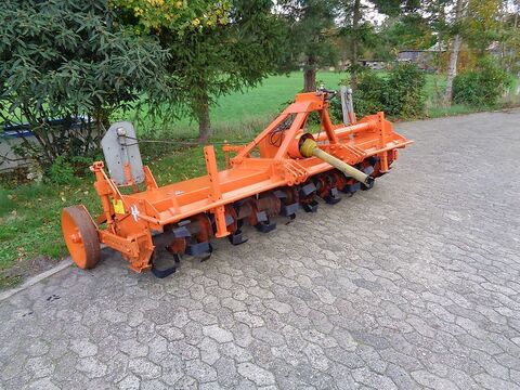 Howard Bodenfräse HB 120 mit 315cm Arbeitsbreite