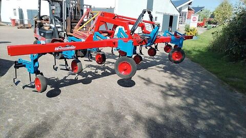 Hatzenbichler Hatzenbichler Fronthacke 6 m Hydraulische Klappu