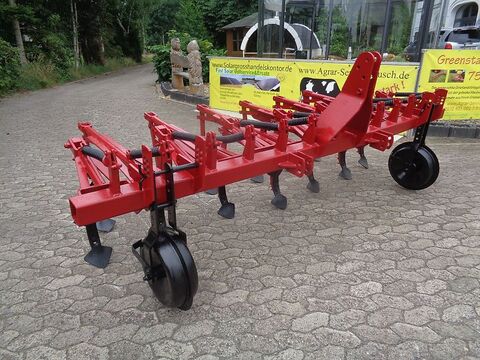 Kongskilde Howard-Becker 3 m Kurzgrubber mit13 Doppelherzsc