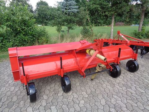 Grimme Rumptstad heute Sketeete 4 reihige Dammfräse & 4