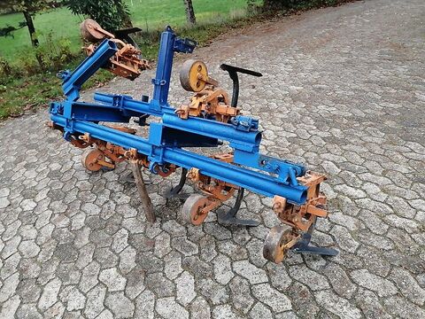 Sonstige Schmotzer 6 Reihige Fronthacke Rahmenbreite 330c