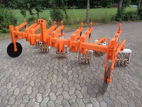 Sonstige Howard Rollhacke 300 cm Arbeitsbreite 4 reihiger