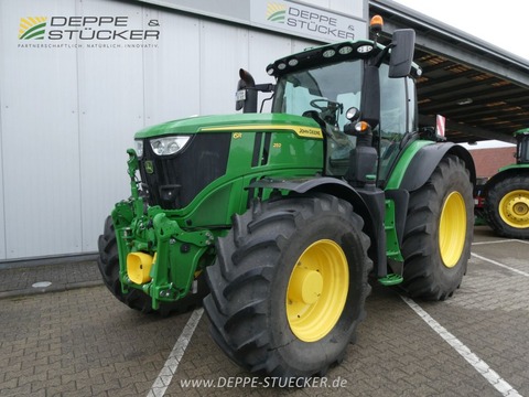 John Deere 6R 250