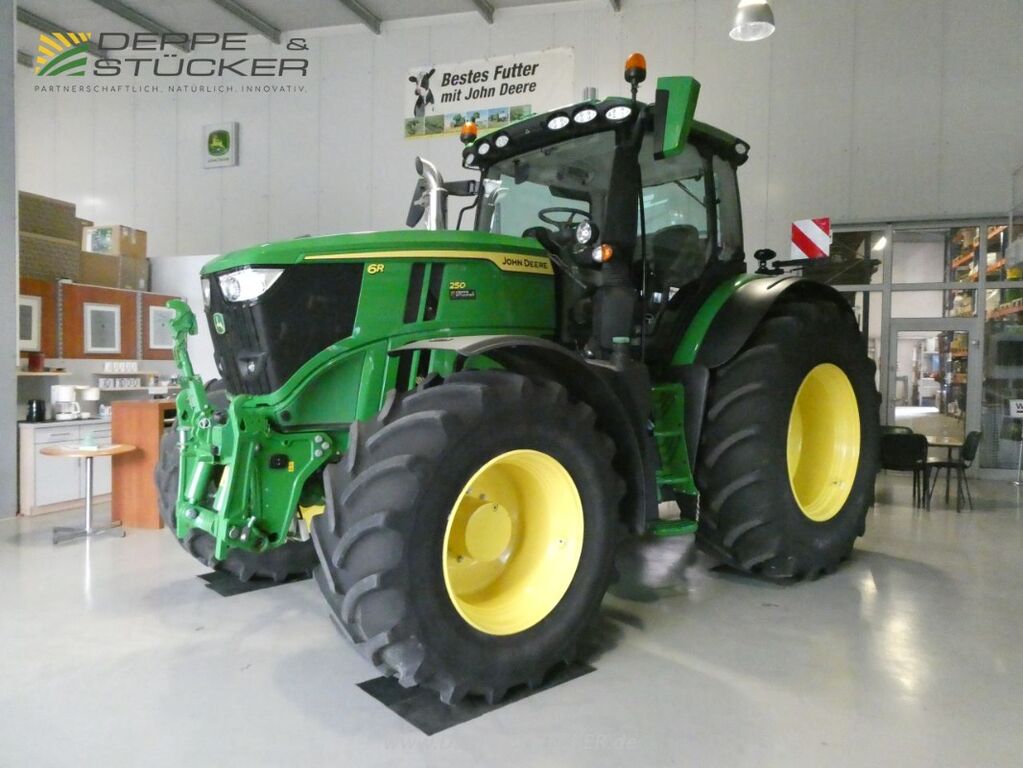 John Deere 6R 250 2