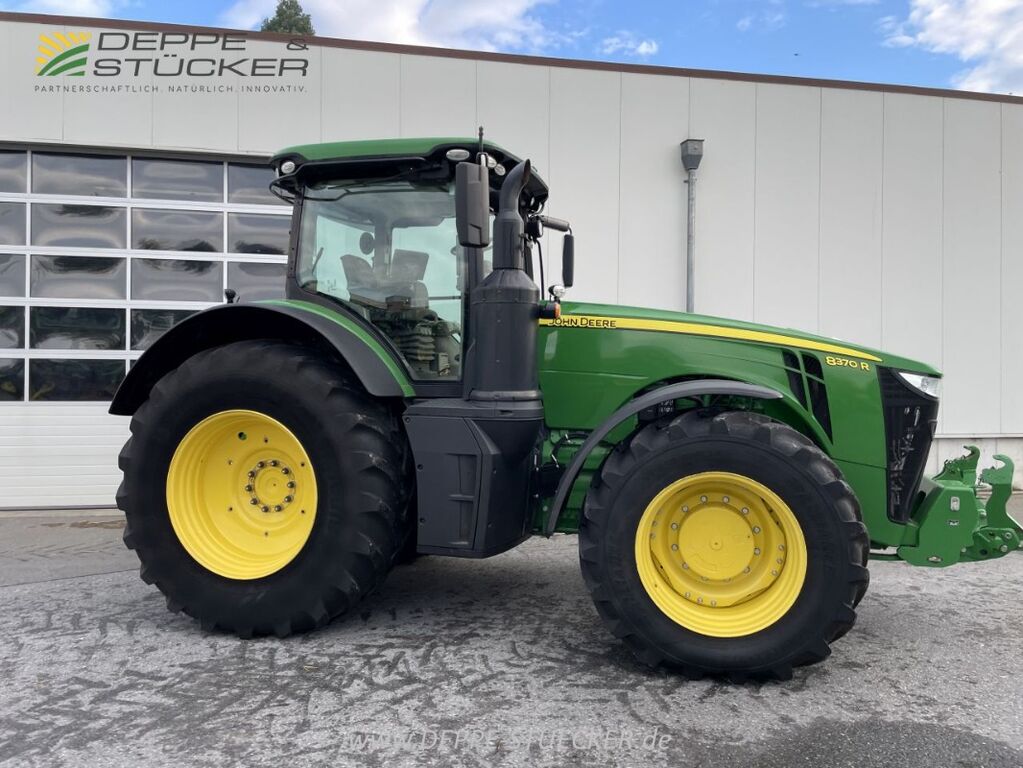 John Deere 8370R 3