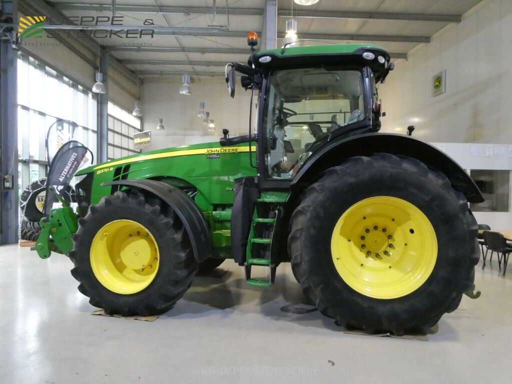 John Deere 8370R 2