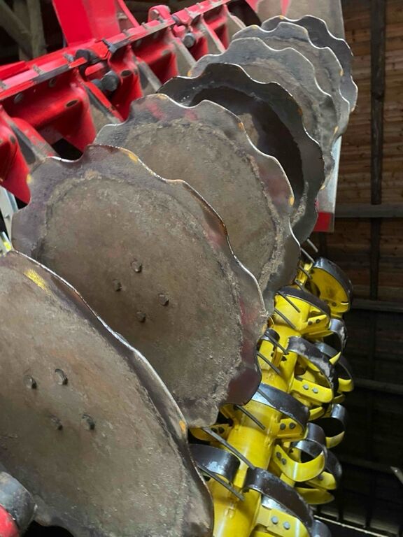 Pöttinger TERRADISC 6001 T 3