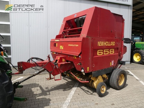 New Holland 658