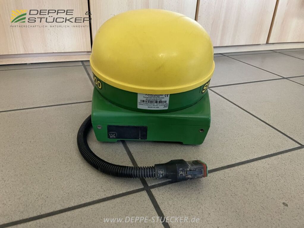 John Deere StarFire 3000 2
