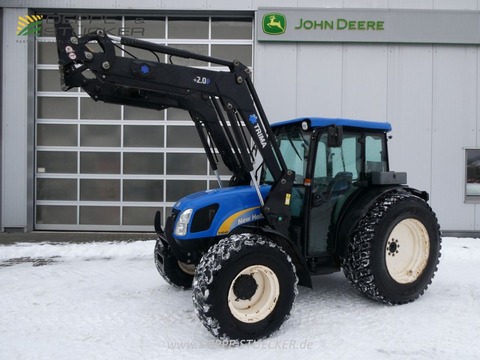 <strong>New Holland T4040 De</strong><br />