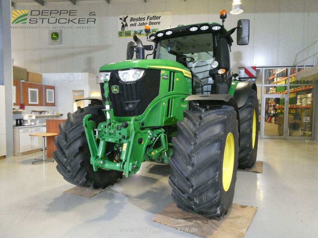 John Deere 6R 250 2