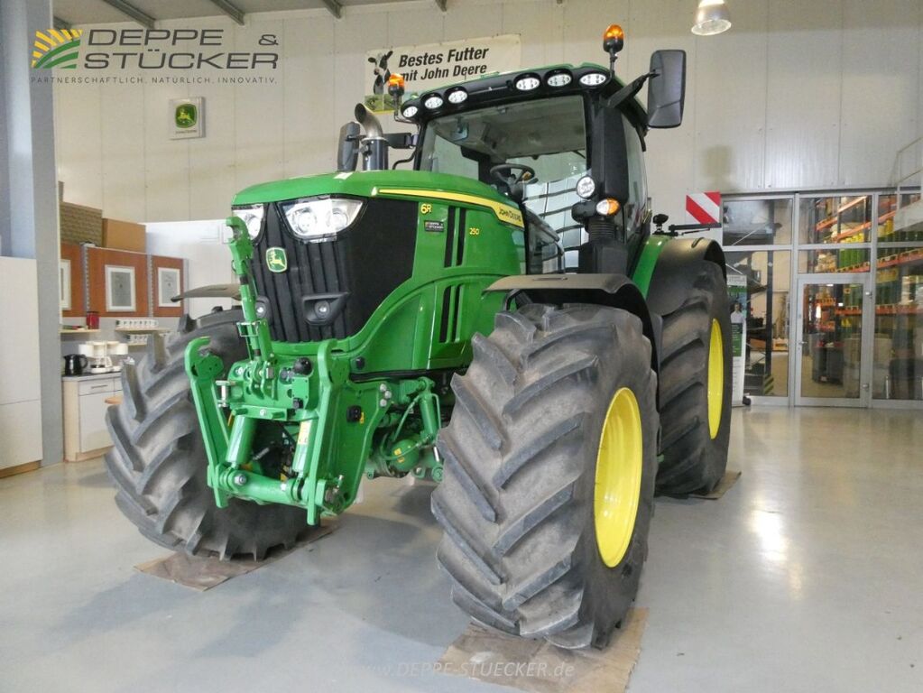 John Deere 6R 250 3