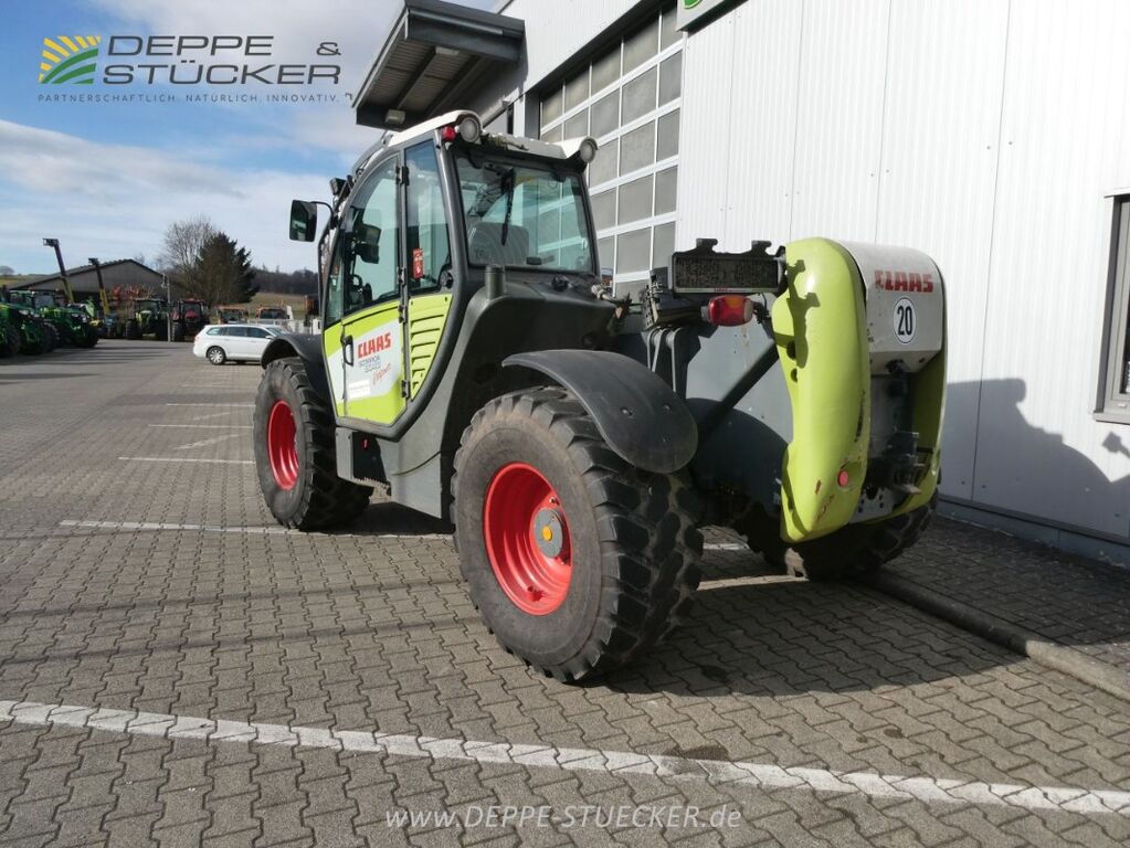Claas Scorpion 9040 3
