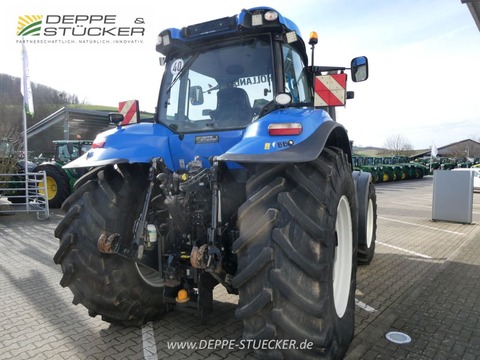 New Holland T8 390