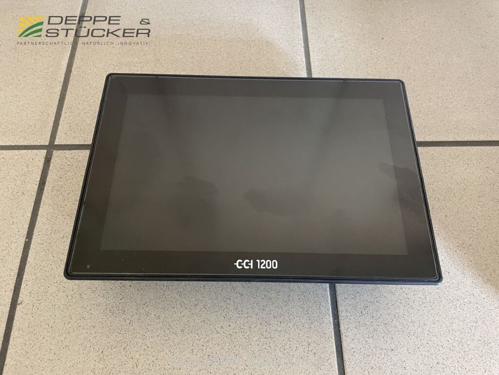 CCI1200 3