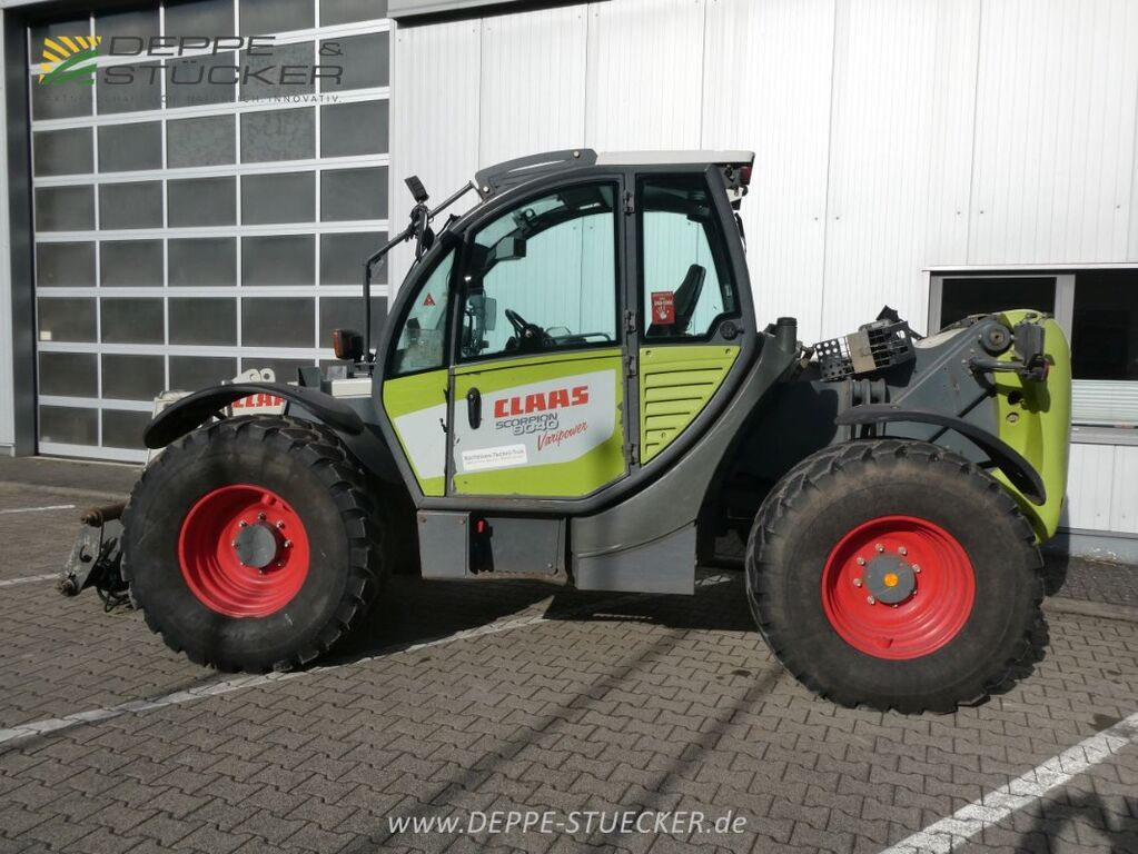 Claas Scorpion 9040 2