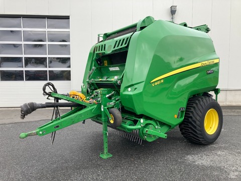 John Deere V461R