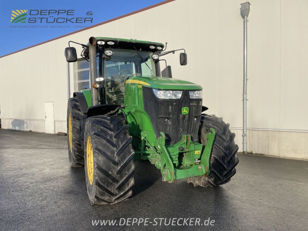 John Deere 7215R mit Zwillingsrädern 2
