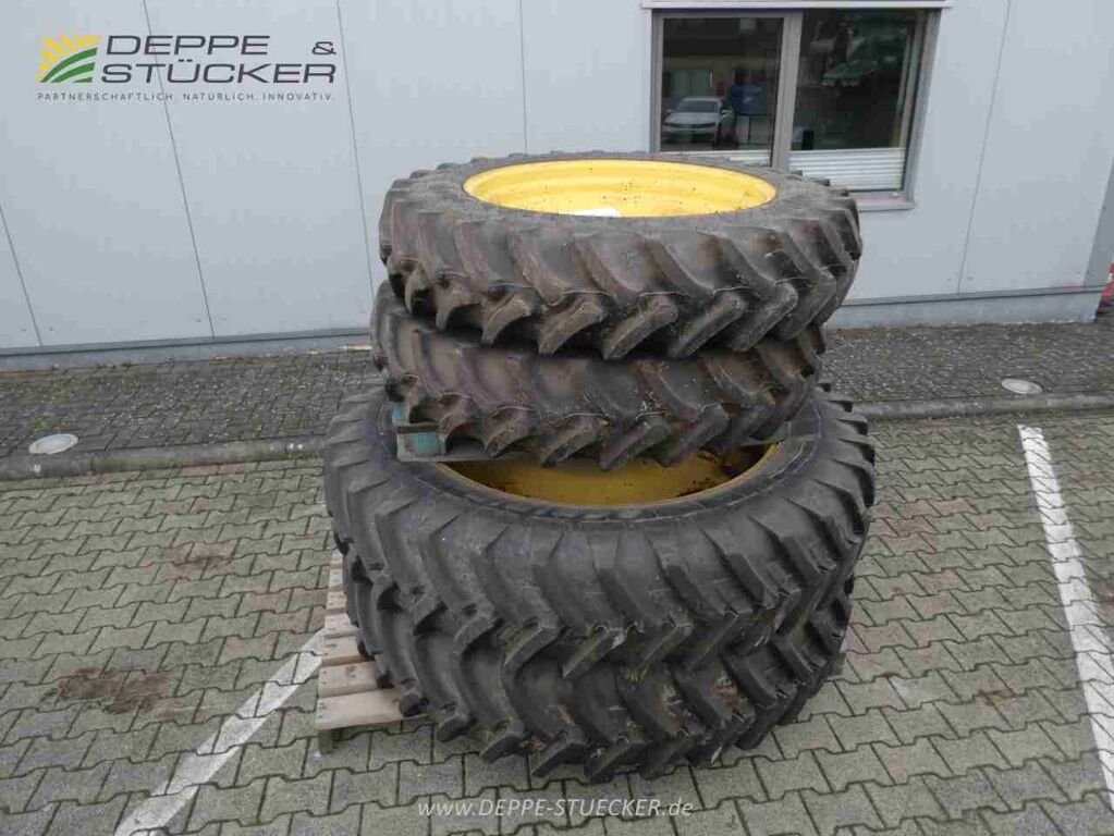 Firestone Pflegeradsatz 380/90R46 // 320/85R34 1