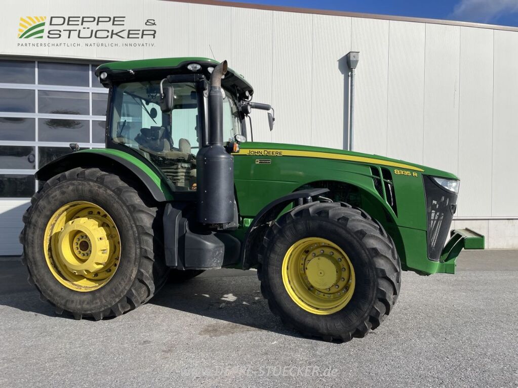 John Deere 8335R 3