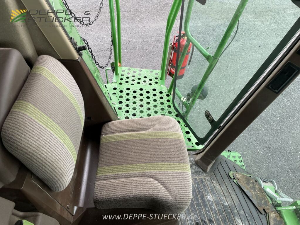 John Deere T560 HillMaster mit 620R und Rapstisch 2