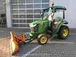 John Deere 3038R mit FL 320R + Schneeschild etc.