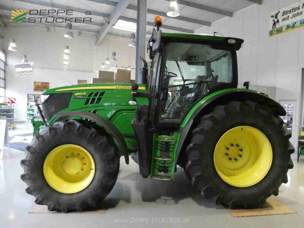 John Deere 6140R 2