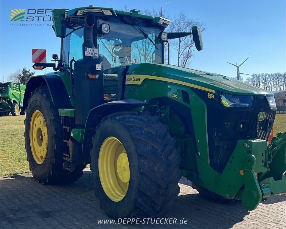 John Deere 8R 370 2