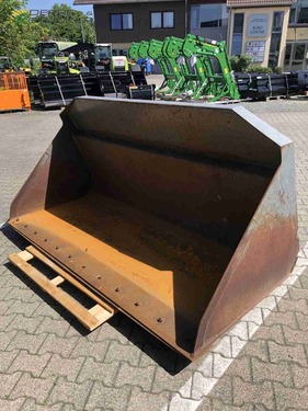 Kramer Schaufel 2400mm mit Wendemesser