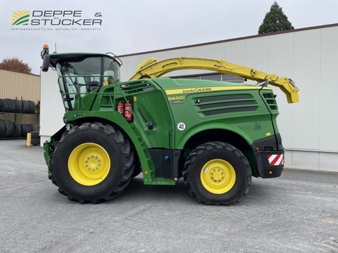 John Deere 8400 mit Kemper 360 Plus
