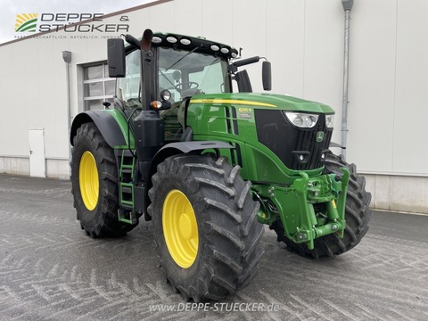 John Deere 6230R 