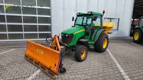 John Deere 4520