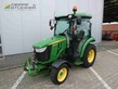 John Deere 3046R