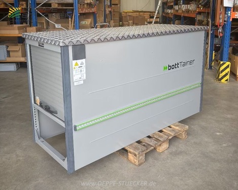 Stihl BottTainer - mobiler Akku-Container für Pritsche