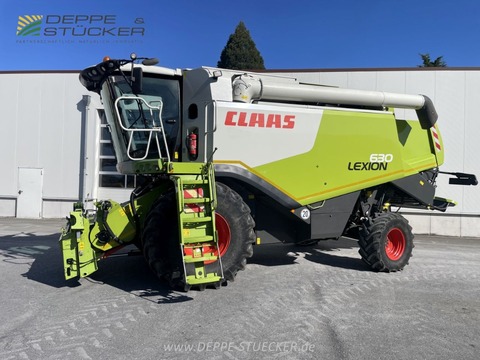 CLAAS Lexion 630 Montana 4x4 mit V660 Schneidwerk