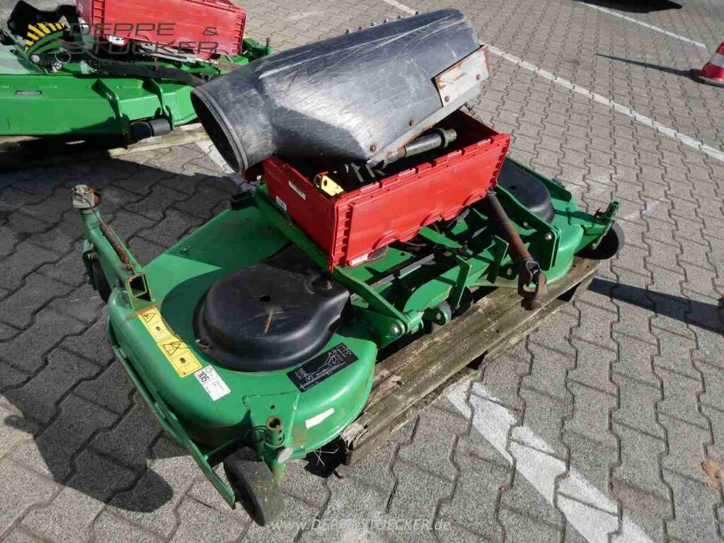 John Deere 60 inch Mähwerk  2