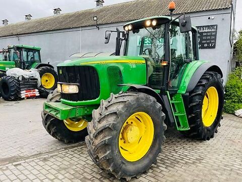 John Deere 6920
