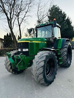 John Deere 7810